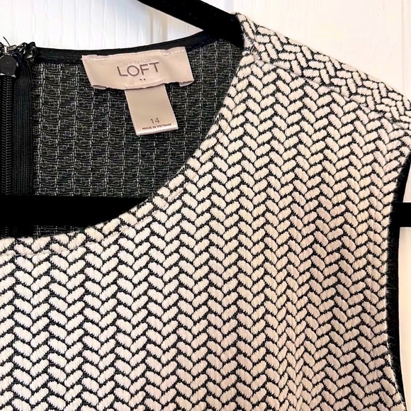 Anne Taylor LOFT Sleeveless Mini Dress with Crew Neckline - Picture 3 of 3